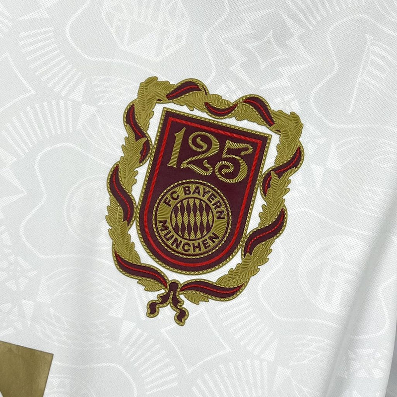 Camisa Bayern de Munique 2025/26 Branca edição especial 125 anos