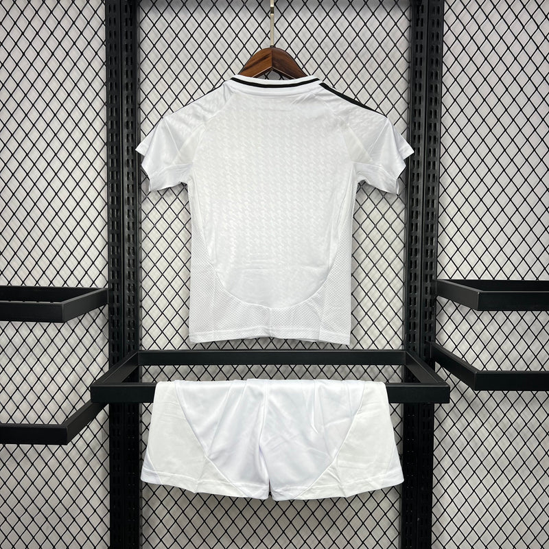 Conjunto Infantil Real Madrid 2024/25 Home