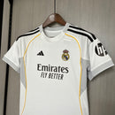 Conjunto Infantil Real Madrid 2025/26 Home